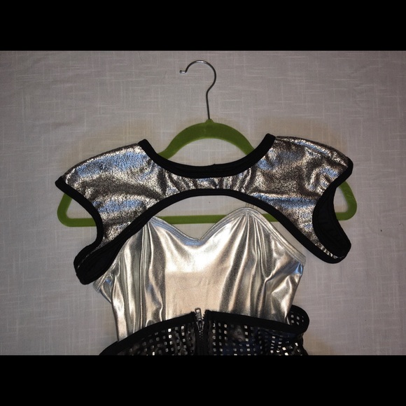 Children’s Dance Costume Dress - Picture 7 of 8